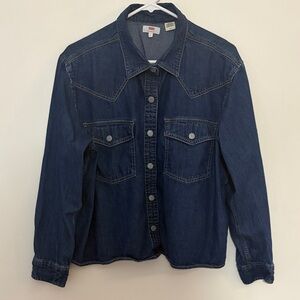 Levi's Women’s Dark Wash Denim Shirt, Size Large, EUC